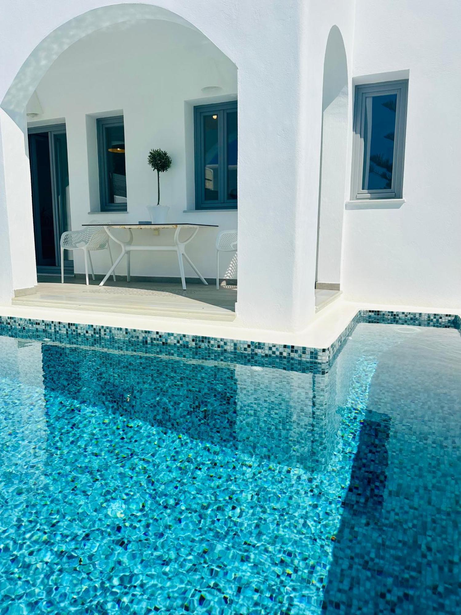 White Harmony Suites Megalochori  Exteriér fotografie