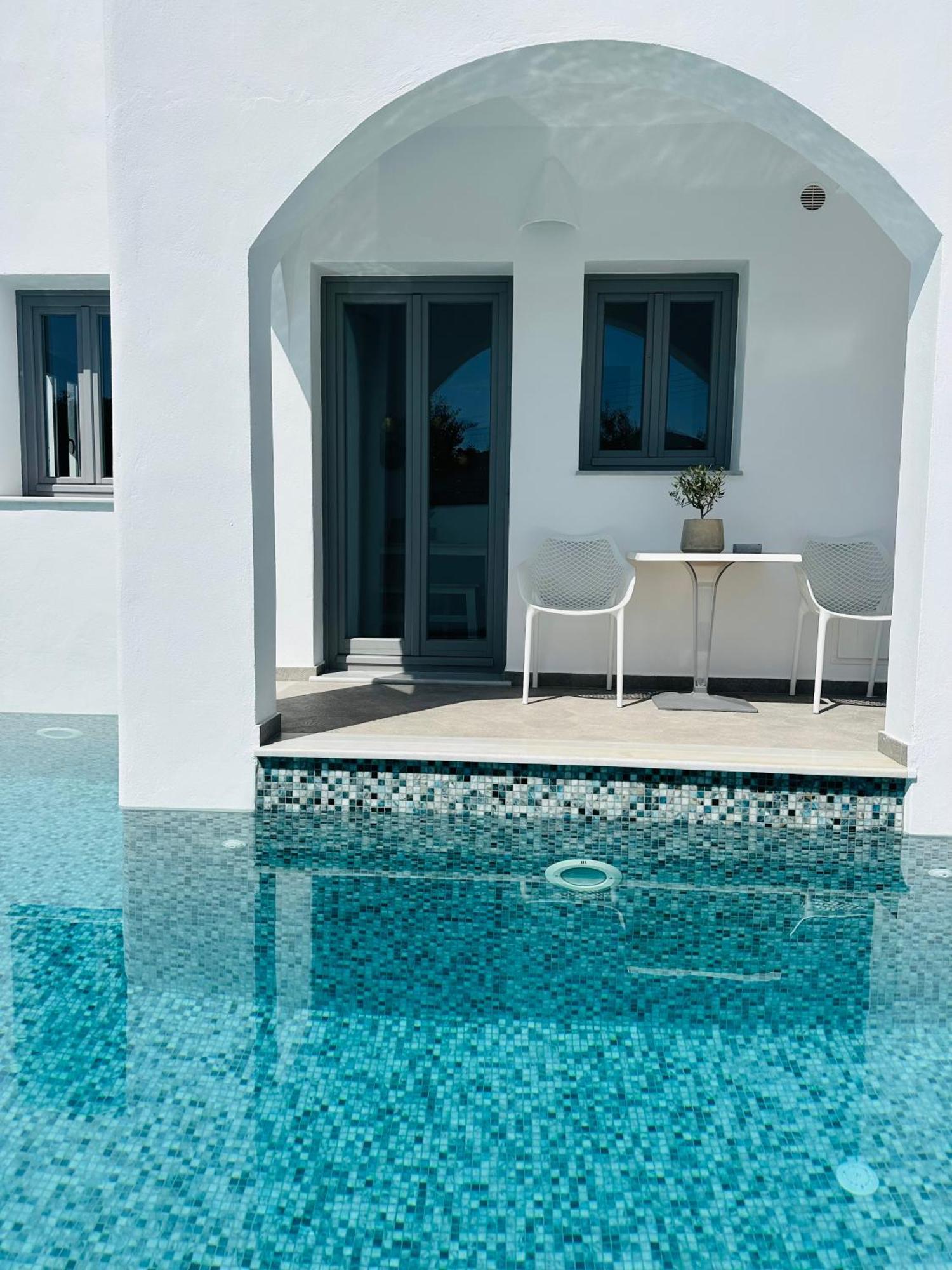 White Harmony Suites Megalochori  Exteriér fotografie